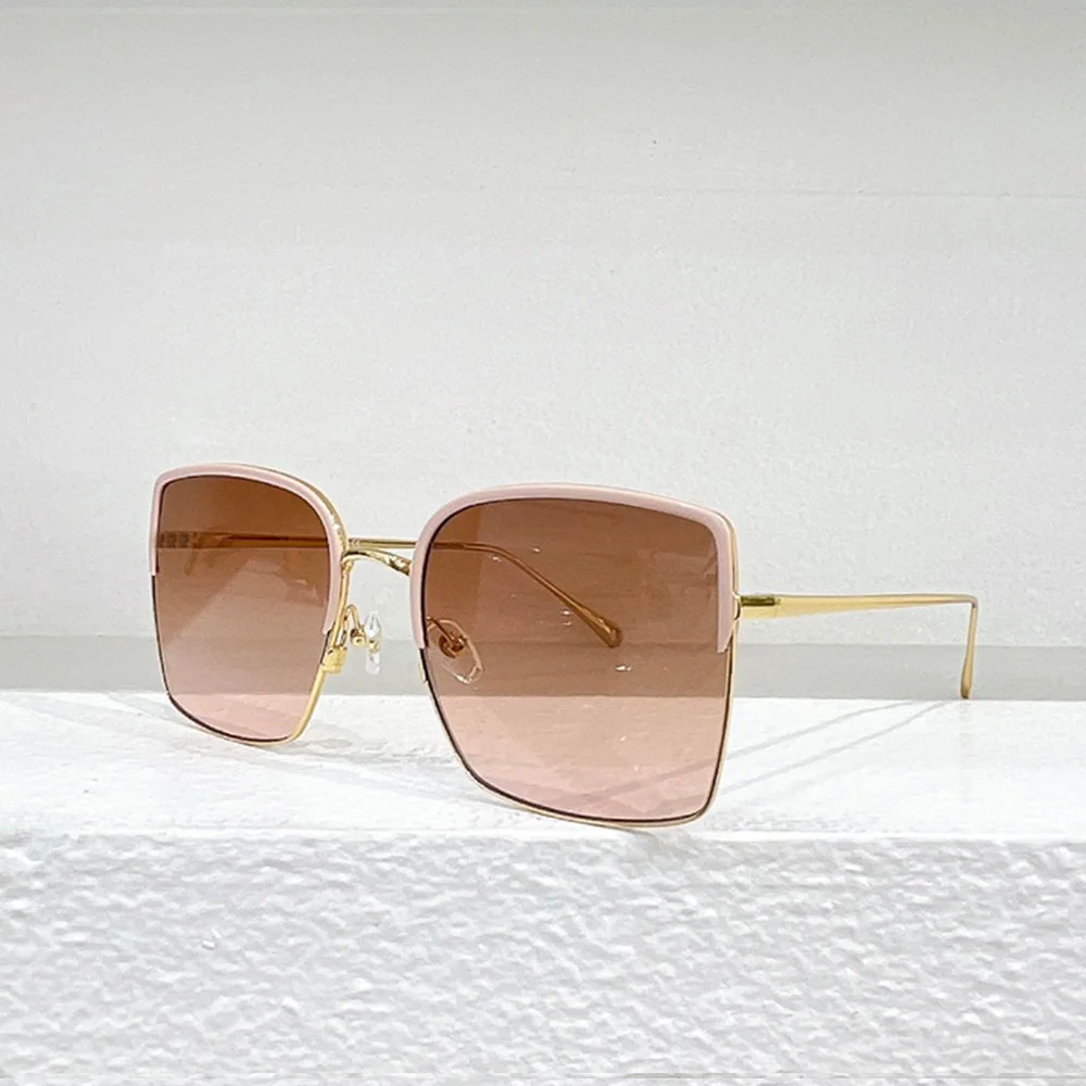 

2024 Alloy Personality Multicolor Fade Color Sunglasses Ladies Brand Designer Large Square Frame Glasses Oculos Gafas De Sol Par