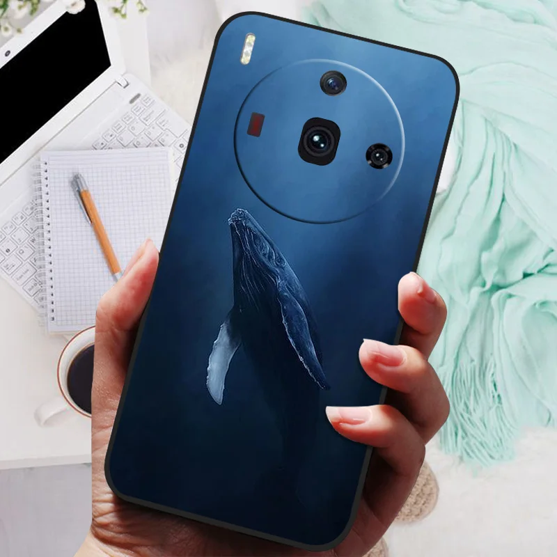 Enhance your device protection with this premium silicone shockproof phone case featuring a soft yet durable cover for superior defense and style.