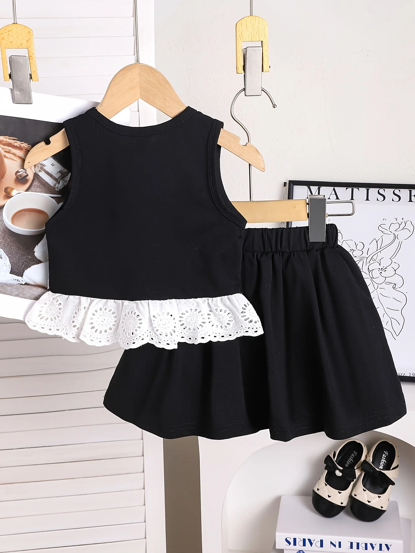 여아 봄&여름 패션 리본 장식 블랙 민소매 베스트 탑 + 어울리는 색상 스커트