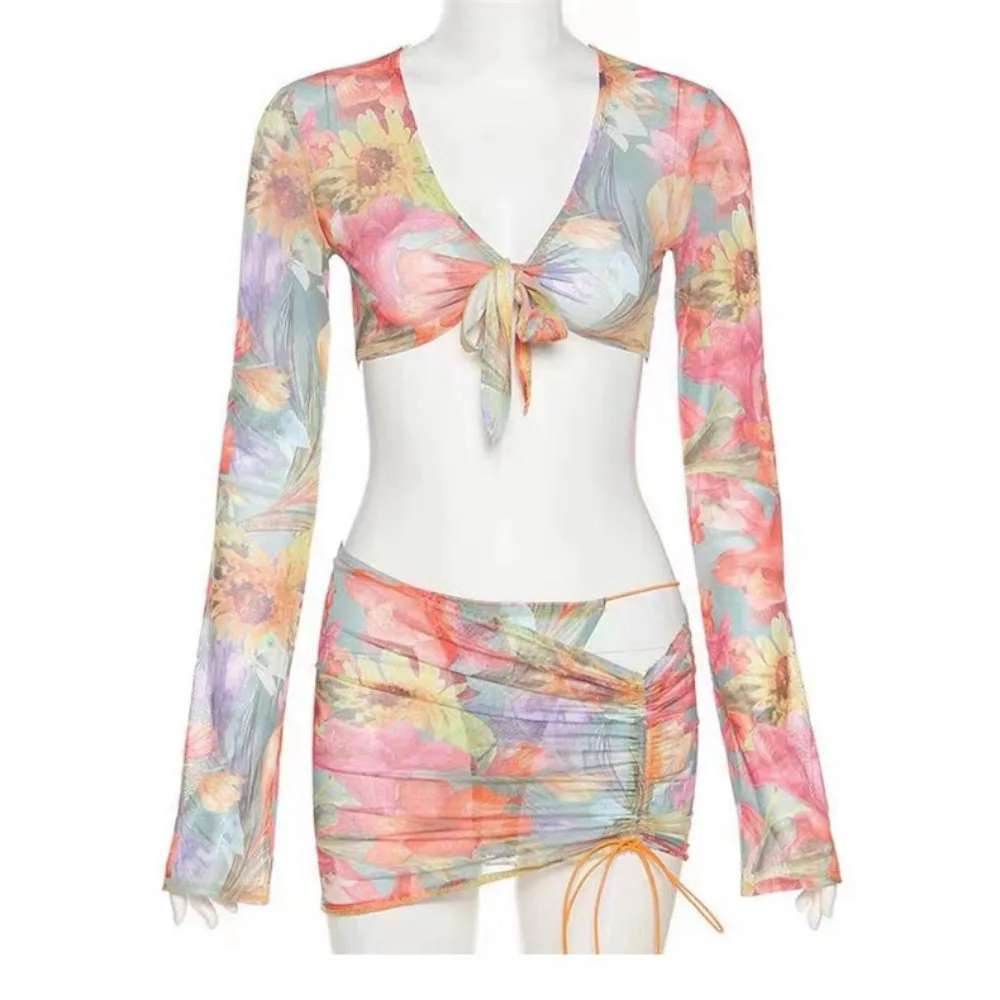 

Комплект бикини с мягким бюстгальтером 2024, сексуальный купальник с длинным рукавом, женский купальник с высокой талией и лямкой на шее, женская пляжная одежда