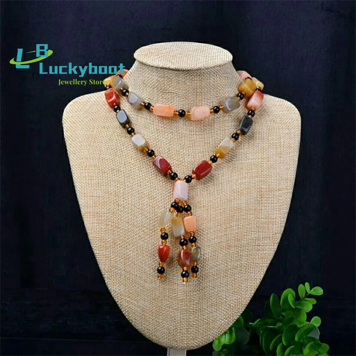 

Wholesale Xinjiang Jinsi Jade Raw Stone Necklace Gobi Jade Sweater Chain Candy Color Follow Shape Handwoven Charm Jewelry Gift