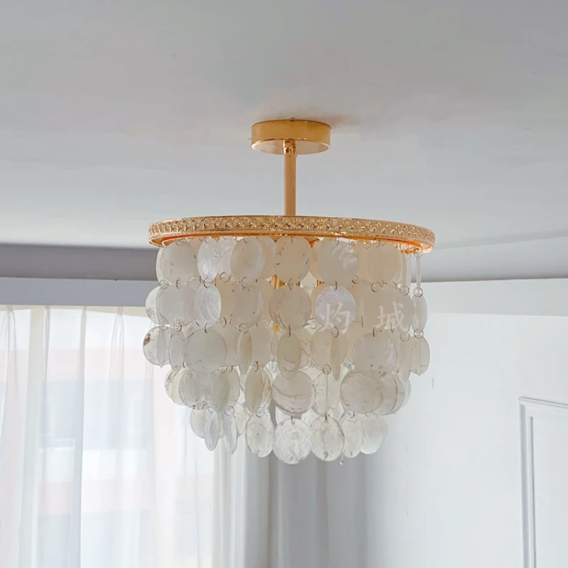 

Modern Light Luxury French Bedroom Study Artistic Fresh Shell Ceiling Lamp