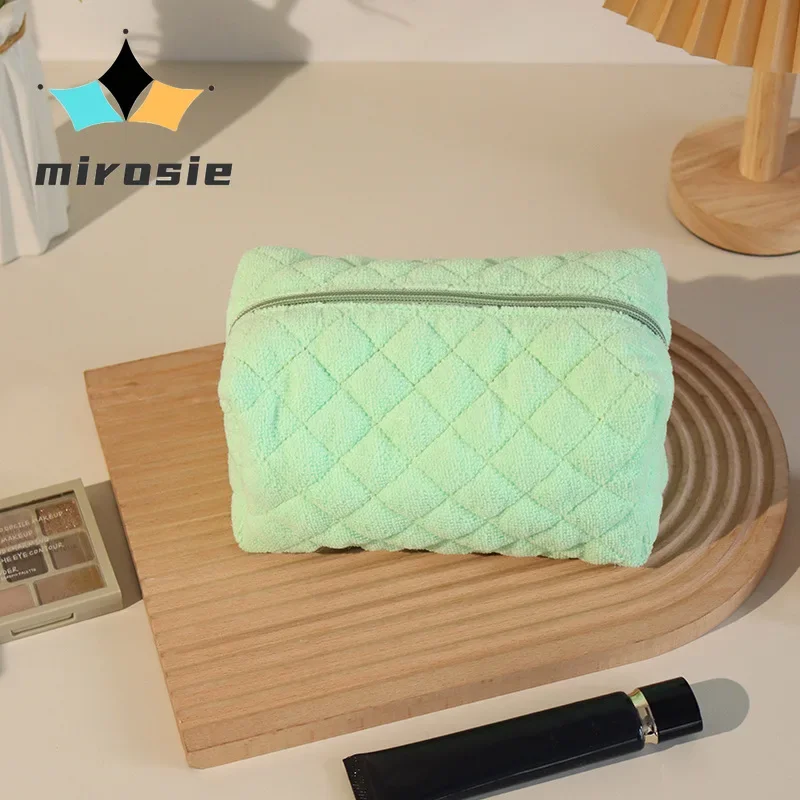 https://ae01.alicdn.com/kf/Sc77946a0c91c46baa95862a5c575fe5fq/MIROSIE-Terry-Cloth-Makeup-Pouch-Cotton-Zipper-Cosmetic-Pouch-Trendy-Preppy-Quilted-Travel-Makeup-Bag-Skincare.jpg