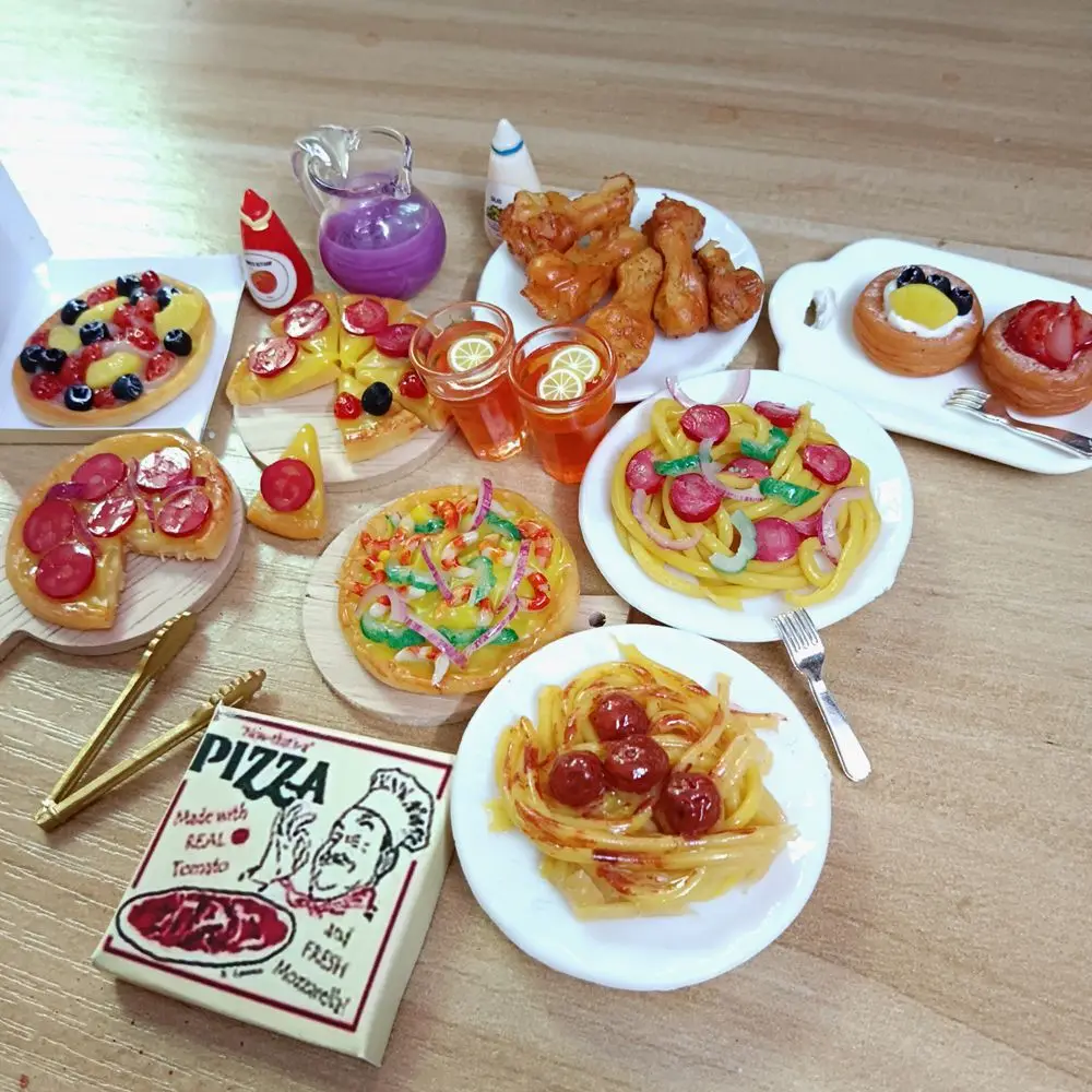 Cute 1/6 Scale Dollhouse Miniature Pizza Chicken Fried Chips Juice Mini Fast Food for Blyth BJD Doll House Kitchen Play Toys 2