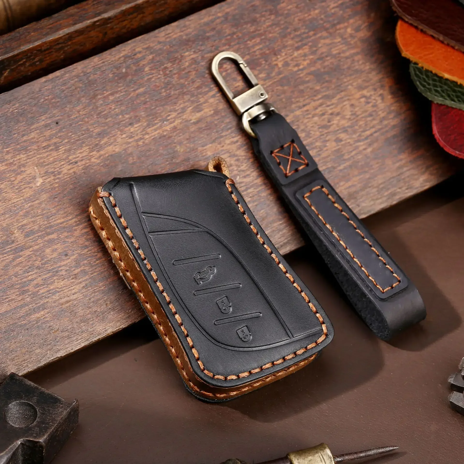 Premium Leather Car Key Case Cover with Keychain Holder – Luxury Fob Protector Accessories