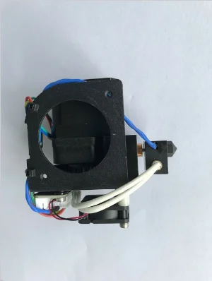 

Цельнометаллический экструдер без турбовентилятора для 3D-принтера QIDI TECH X-Plus/X-Max: комплект 1 шт.