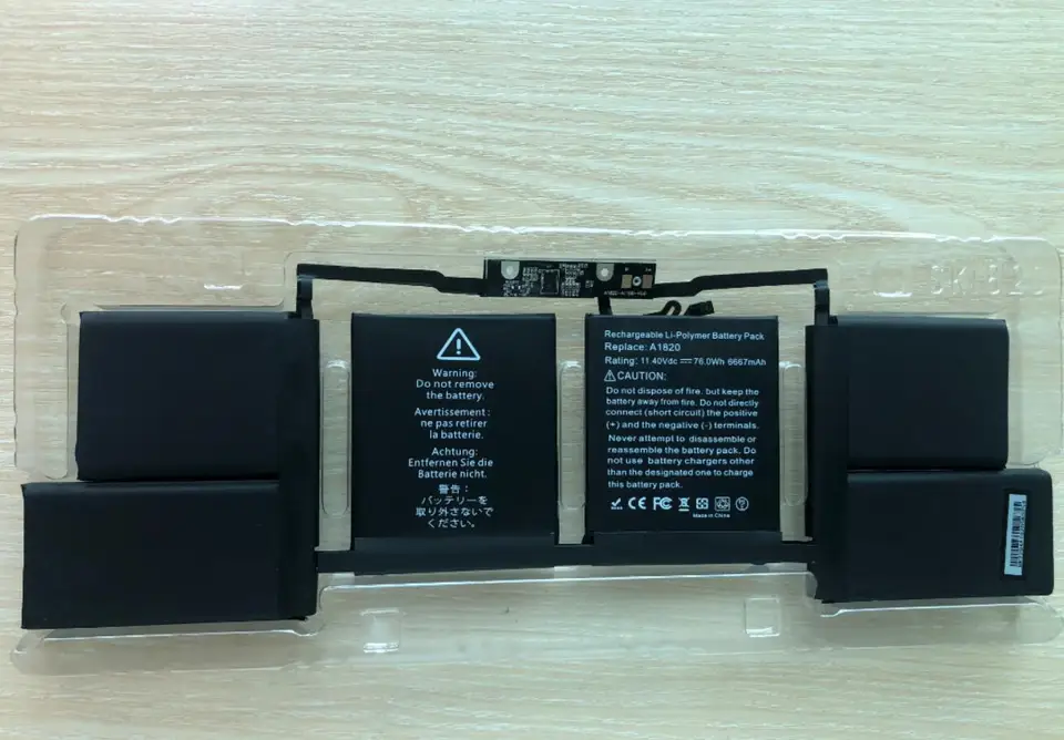 76WH A1820 ノートパソコンのバッテリー APPLE MACBOOK PRO 15 