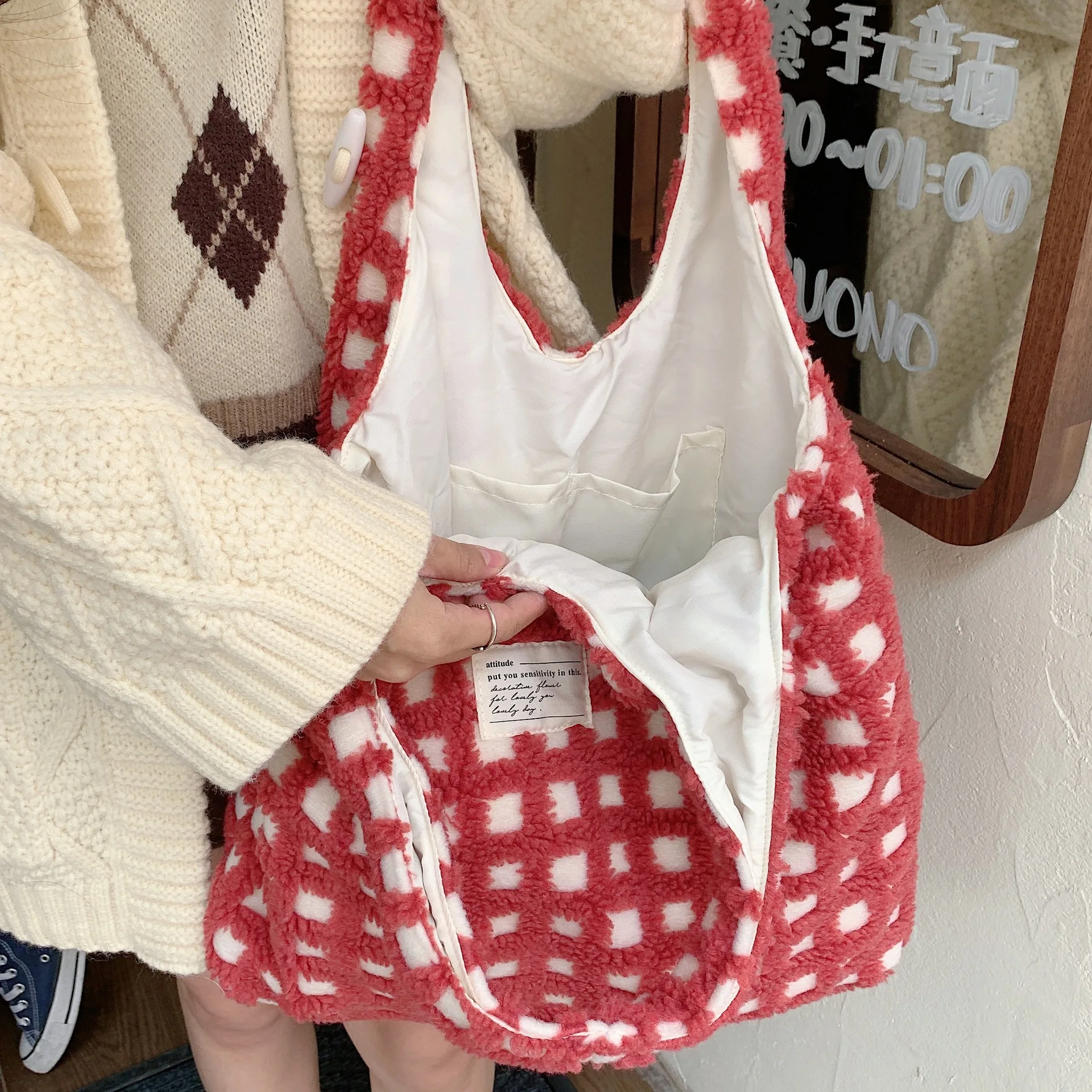 Plush Waffle Pattern Eco-Friendly Shoulder Bag