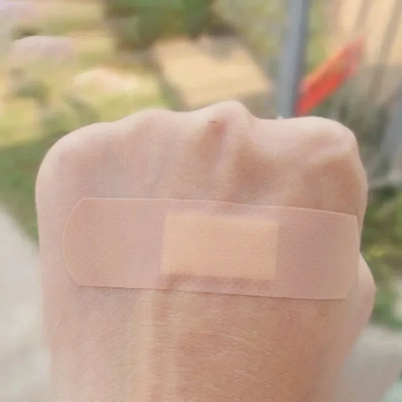 100pcs/lot Baby Self-Adhesive Plaster Hemostasis Sticker First Aid Bandages Band Aids Waterproof Breathable Patches Curitas