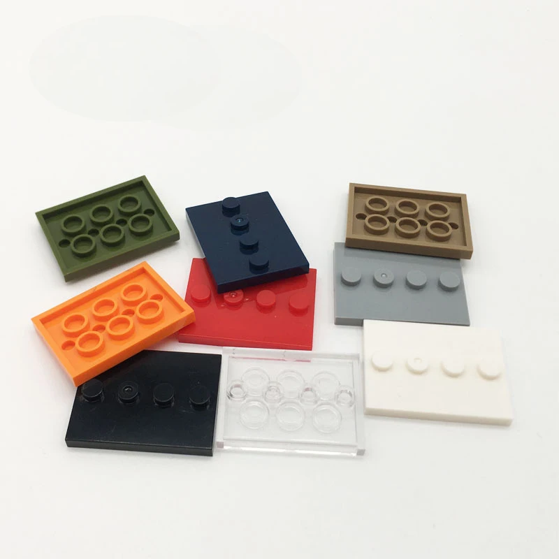 Popular Mini-Figure Accessories - Universal Base Plate for Display and Building Blocks
