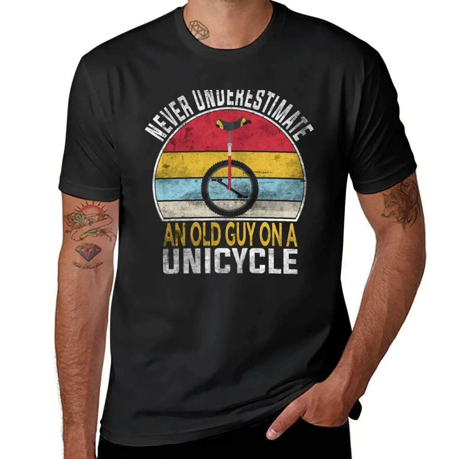 

New Never Underestimate An Old Guy On A Unicycle Funny Biker T-Shirt funny t shirt Short sleeve tee T-shirts for men cotton