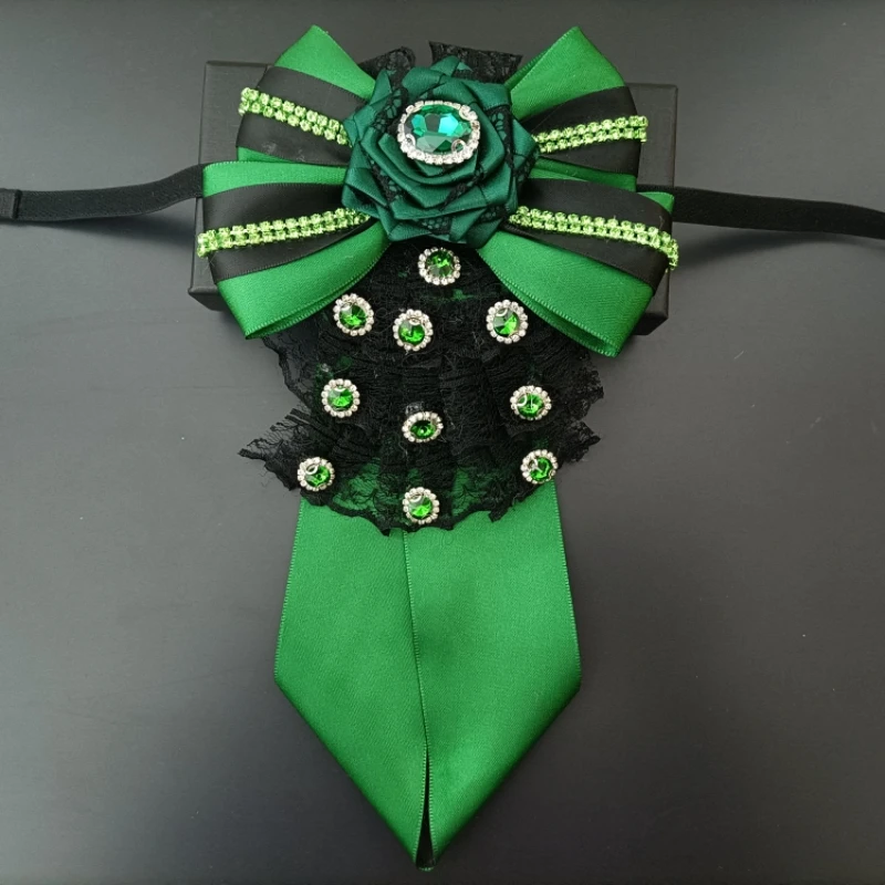 Herren-Fliege: Original handgefertigter Schmuck im koreanisch-britischen Luxus-Stil – Hochwertige Business-, Bankett- und Hochzeitskragenblumen im Gothic-Stil – Detail 6