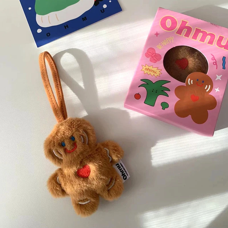 

Cute Gingerbread Man Pendant Christmas Plush Stuffed Doll Christmas Tree Hanging Pendant Keychain Bag Decor New Year Gift