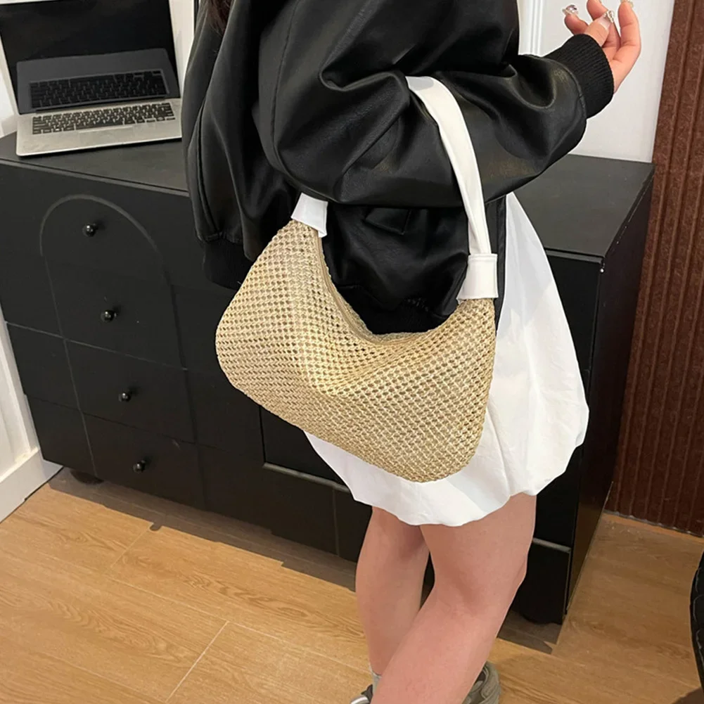 Women Straw Dumpling Bag Large Capacity Weaving Tote Handbag Beach Woven Tote Bag Ladies Summer braided straw Bag