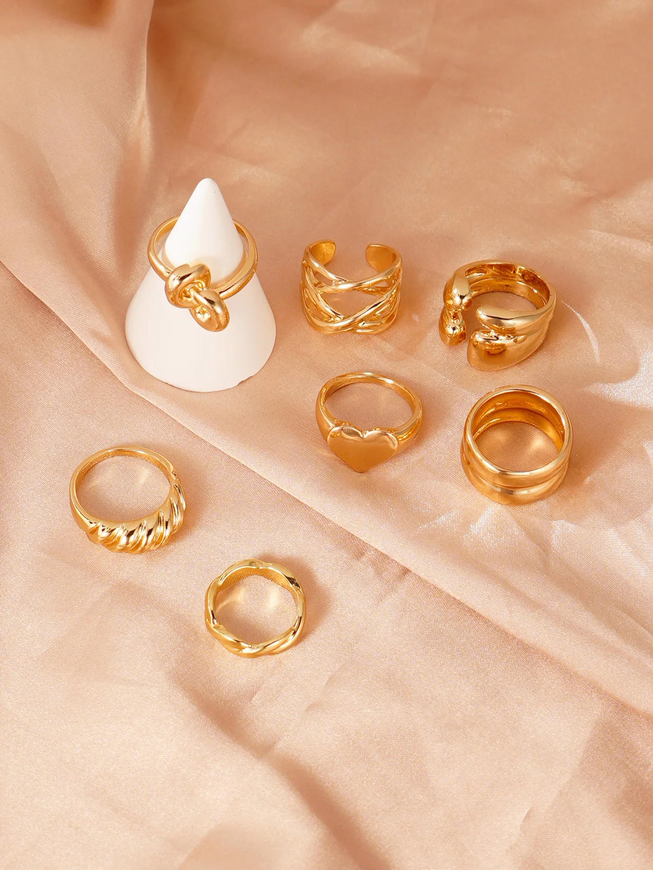 7pcs Simple Knot Buckle Love Design Multiple Rings