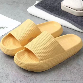 Bebealy Pantofole da donna con suola spessa per la casa estiva Pantofole da donna da bagno antiscivolo traspiranti perfette per il rilassamento al coperto 1