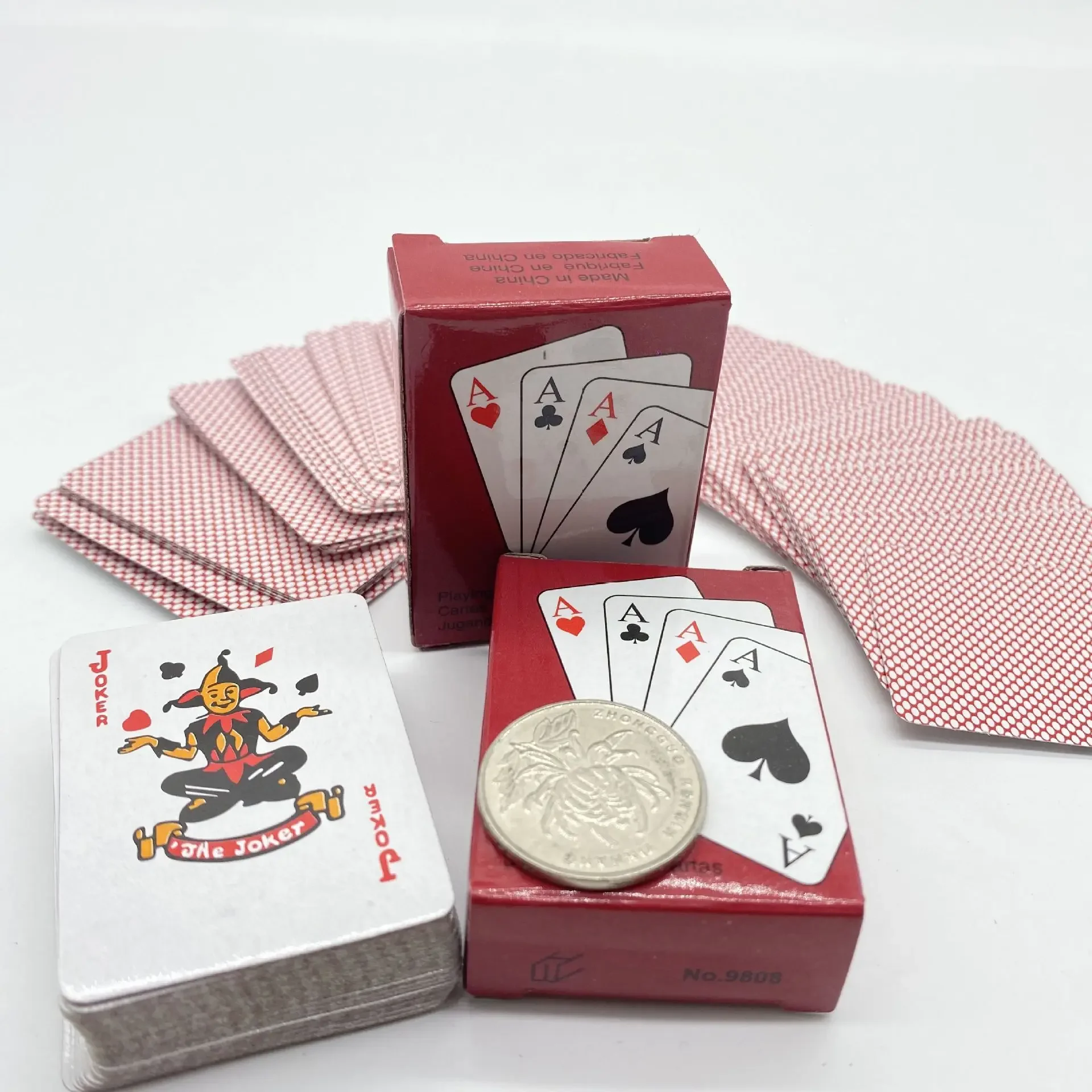 1/2Pcs Portable Mini Playing Cards Poker Small Board Game playing cards plastic playing cards
