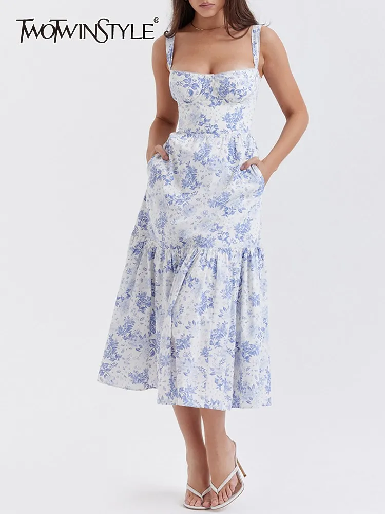 

TWOTWINSTYLE Spliced Pocket Dresses For Women Square Collar Sleevelsss High Waist A Line Folds Trumpet Dress Female Fashion 2023