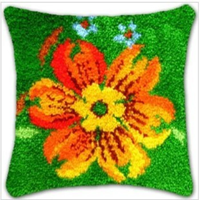 Beautiful Flowers Latch Hook Kits Smyrna Pillowcase Knot Pillow Package Plant Latch Hook Set for Needlework Embroidery Cushion