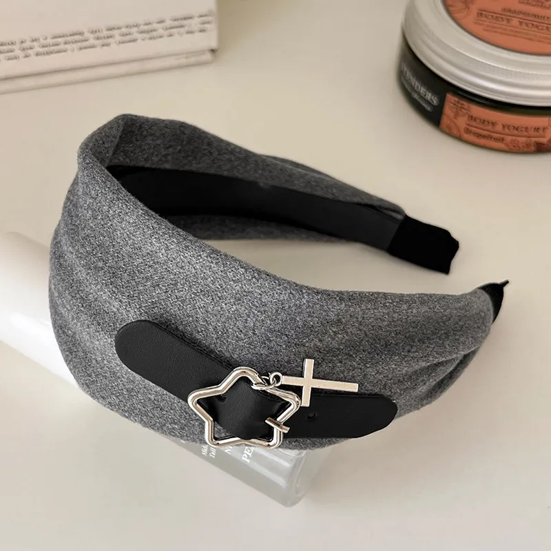 Y2K Breite Stirnbänder mit Kreuz-Stern-Lederschnalle, Harajuku Punk Haarreifen für Frauen, Graue Haaraccessoires – Detail 7