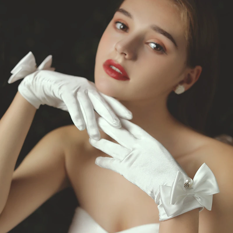 1 Pair Bride Short Gloves Elegant Bow Knot Pearl Pendant for Wedding Opera Dinner Party Elastic Satin Tea Party