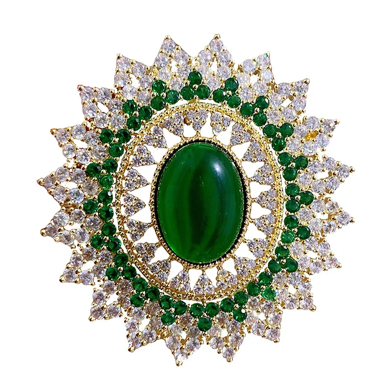 Luxury Zircon Brooch Palace Emerald High-end Atmosphere Female Brooch Geometric Zircon Oval Broochpins for Woman Coat Accessori