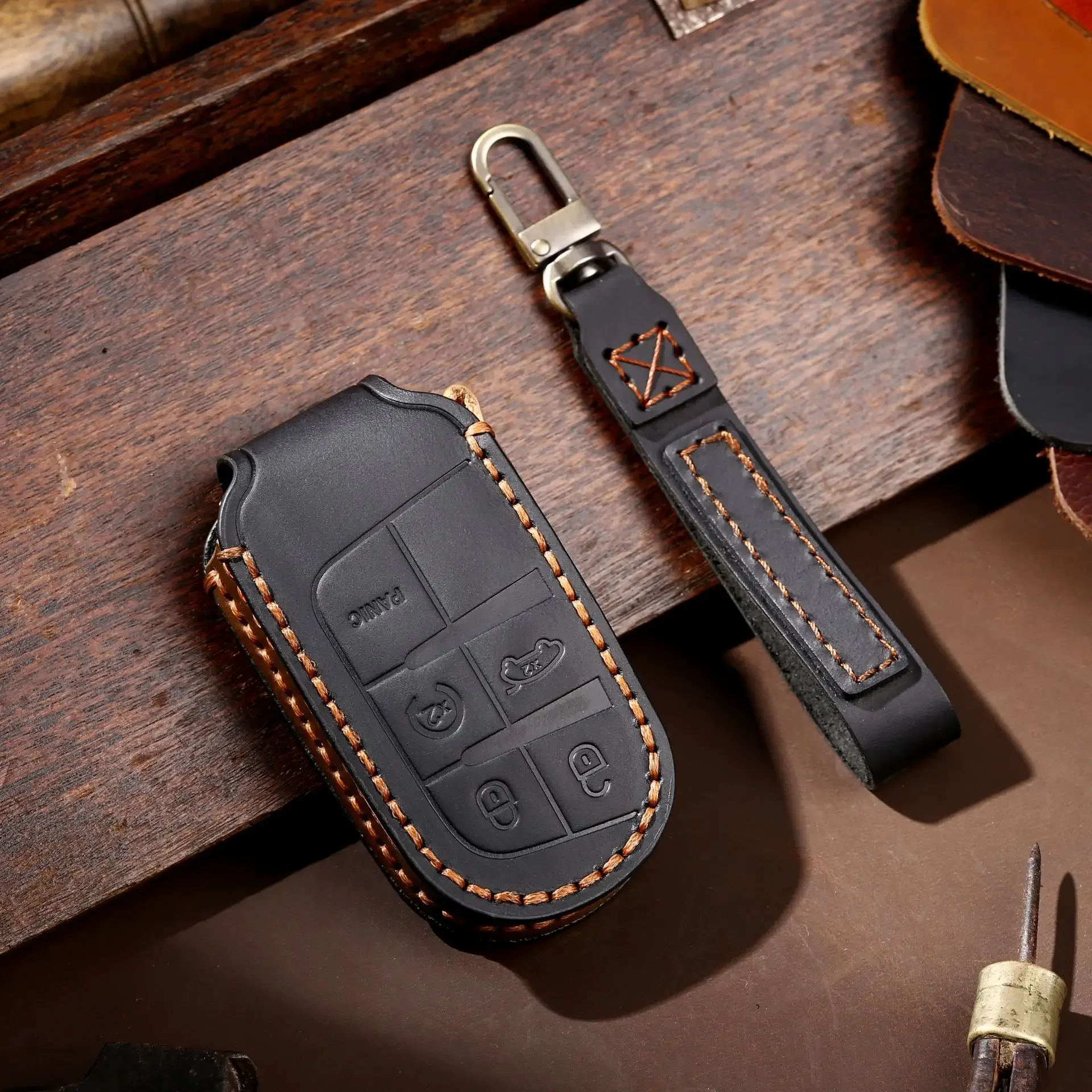 

Genuine Leather 4 5 Buttons smart Key Fob case Cover for Jeep Cherokee Wrangler Compass Renegade Grand Patriot Grand Keychain