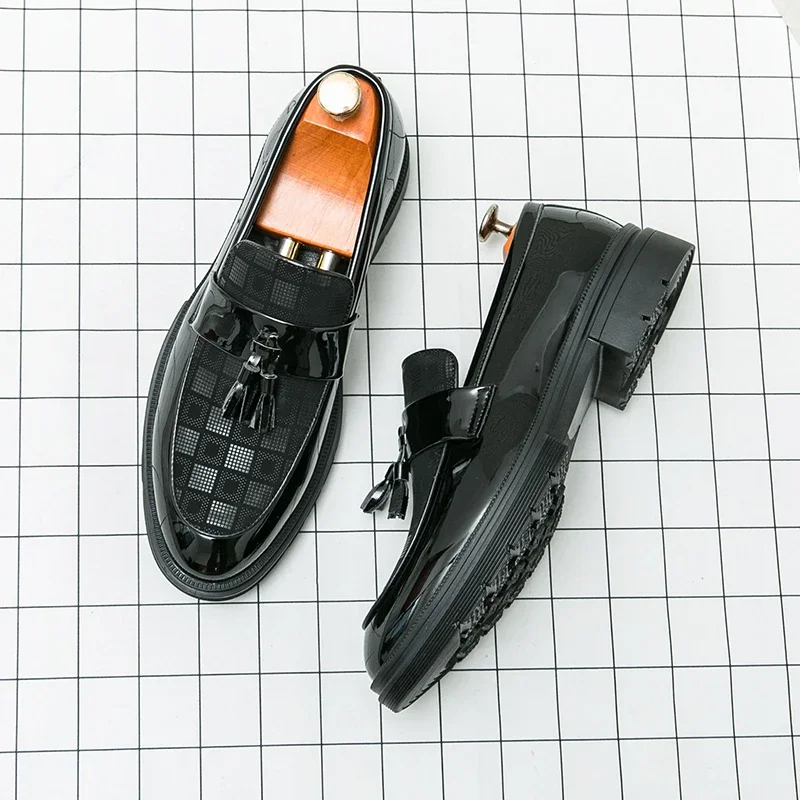 Leather Shoes For Men Business Formal Dress Tenis De Hombre Moccasins Mokasin Tenis Caballero Designer fashion