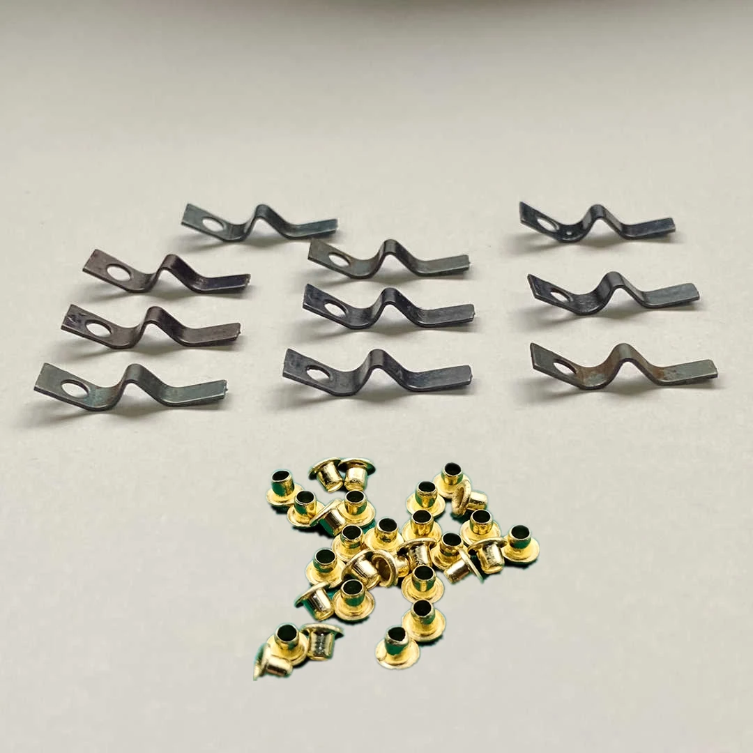 Per Zippo Kerosene Lighter Fodera Interna Accessorio Di Aggiornamento Per Riparazione Fai Da Te Acciaio Non Lucidato Humped Back Cam Spring Plate Eyel