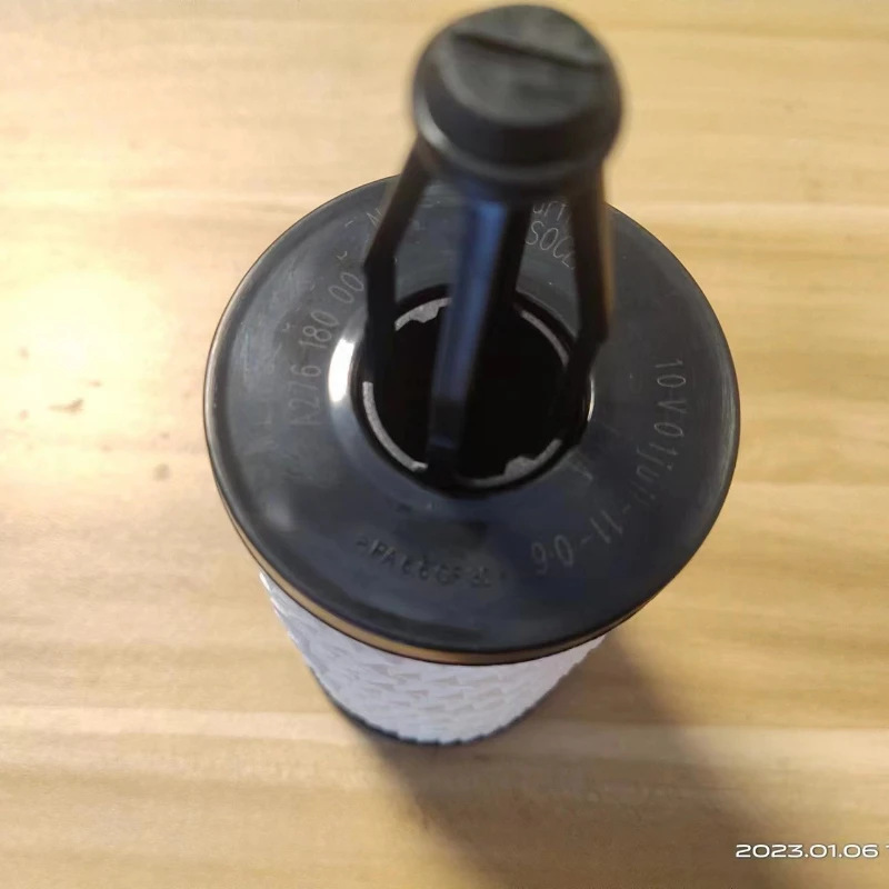 Car Engine Oil Filter No.2761800009 for Mercedes Benz W204 S205 A207 W166 W251 V222 R172 3.0L 3.5L 4.6L Engine Parts