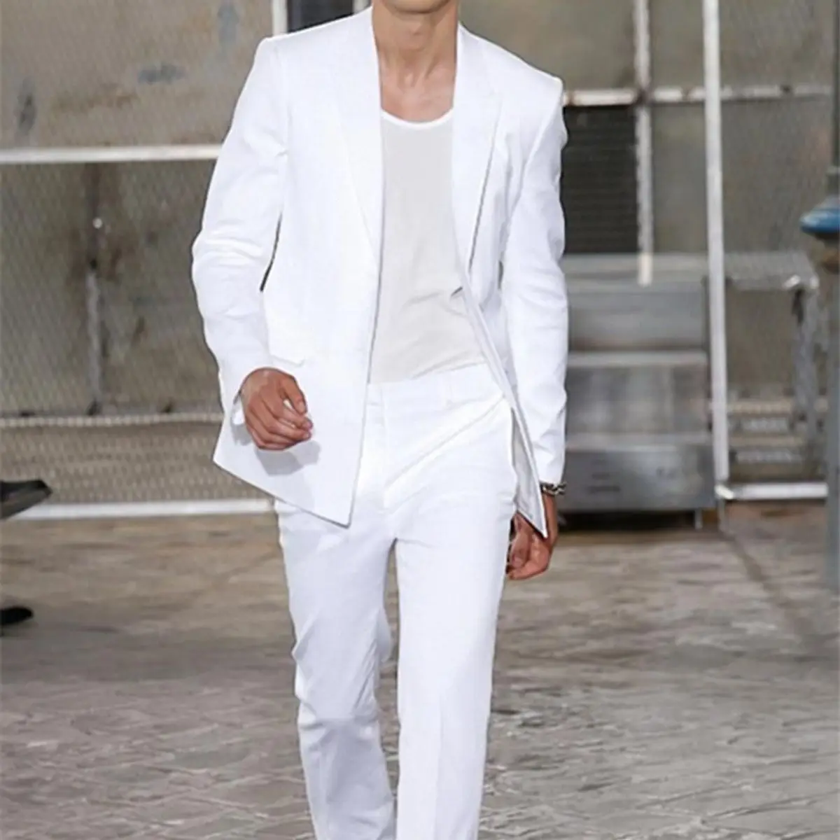 Summer Long Jacket White Trousers Groom Tuxedos Wedding Suits for Men Peaked Lapel Man Blazers 2 Pieces Coat Pants Prom