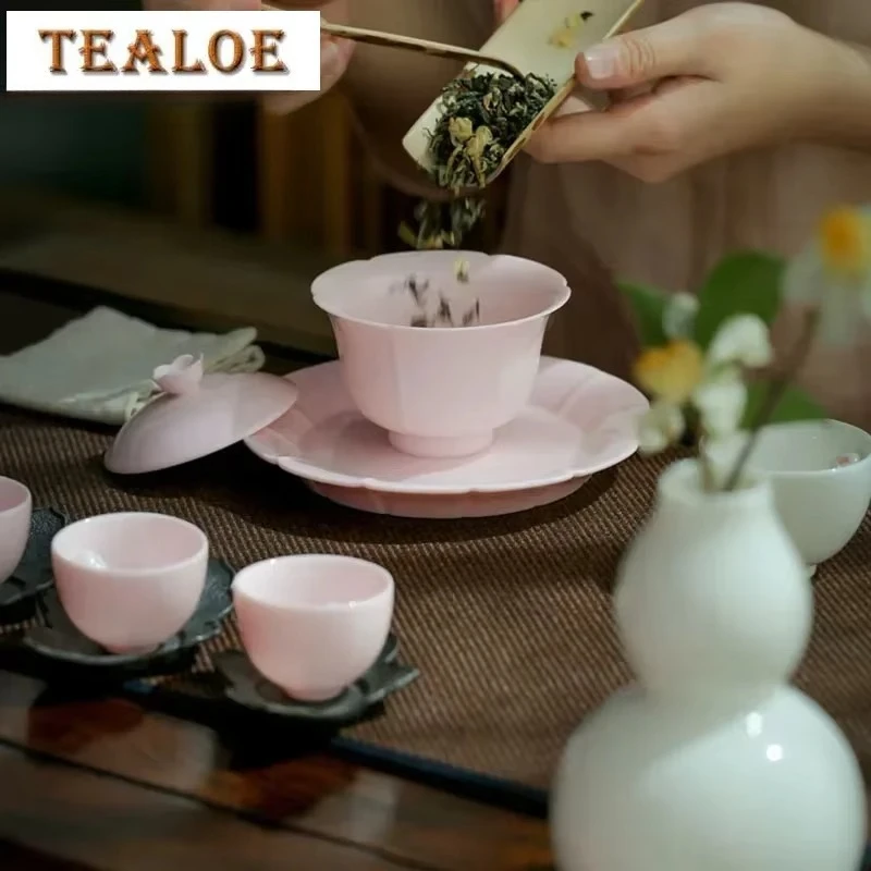 150ml Boutique Pink Ceramic Sancai GaiWan Tea Cup Handmade Single Colored Glaze Petal Tea Bowl Household Kungfu Teaset Drinkware