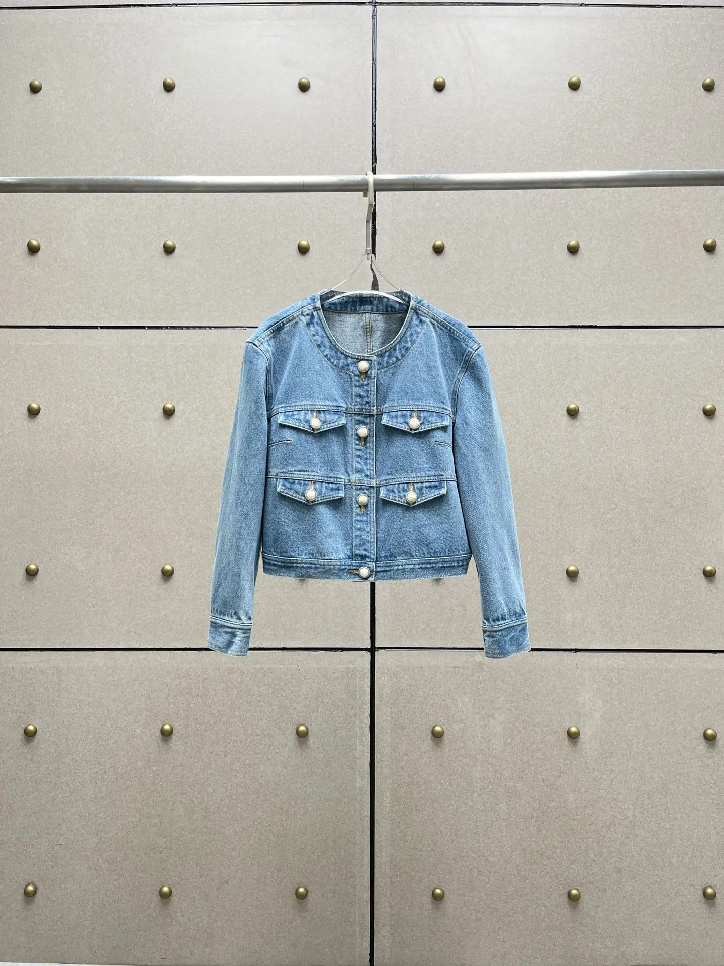 

2023 Autumn/Winter Fashion New Women's Clothing Nine-Quarter Sleeve Fastener Decoration Denim Jacket 0905