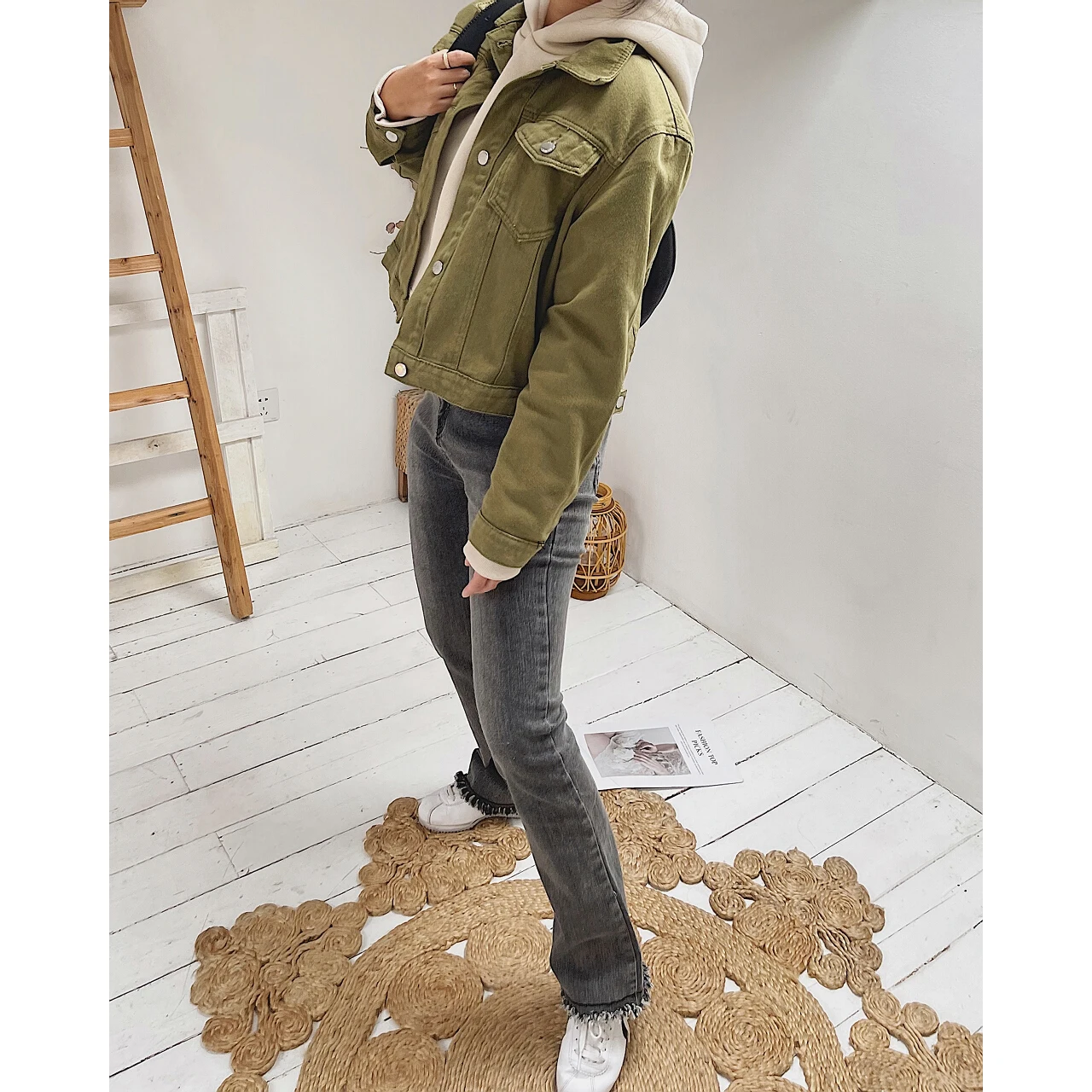 2022 Women Green Denim Short Jacket Spring Bomber Windbreaker Clothes Coat Cardigan Parka Urban Trench Y2k Goth Blazer Korean