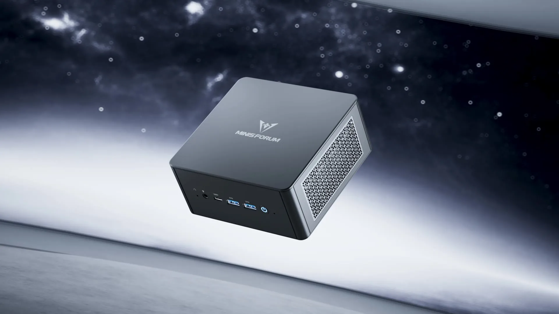 MINISFORUM UM890 Pro Mini PC AMD Ryzen 9 8945HS 32GB DDR5 1TB SSD