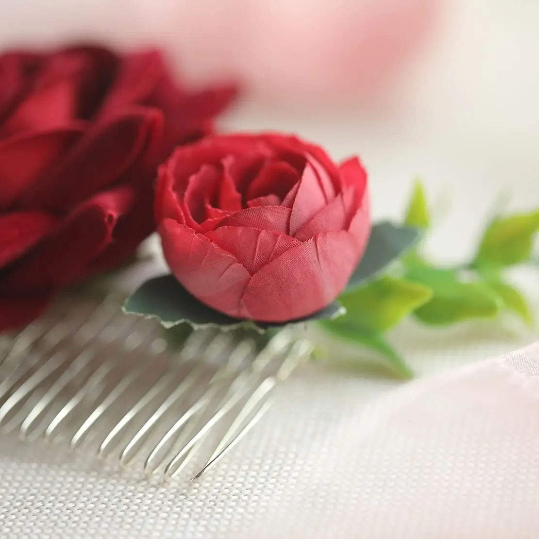 Handmade Velvet Rose Hair Comb Wedding Party Hair Accessory Bride Hairpiece artificial flower Rose Hairpin for Prom Banquet Even