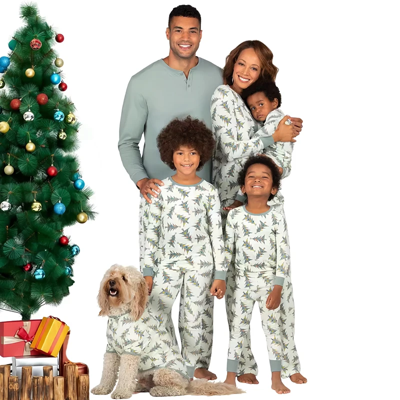 thumbnail image 1 of Pijama navideño con estampado de árbol de Navidad a la moda, pantalones y top, conjuntos familiares a juego, pijamas para mujeres, hombres, bebés y perros, ropa de estar para padres e hijos, 1 of 5