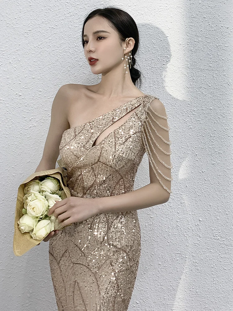 

High end evening dress 2023, new women's temperament, high-end texture, light luxury, niche one shoulder fishtail dress,