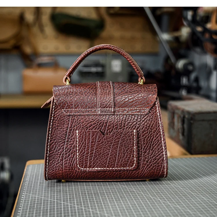 Organisatoren Designer handgefertigte Vintage-Damenhandtaschen aus Rindsleder, luxuriöse Wochenendparty-Umhängetaschen aus echtem Leder für Damen. – Detail 6