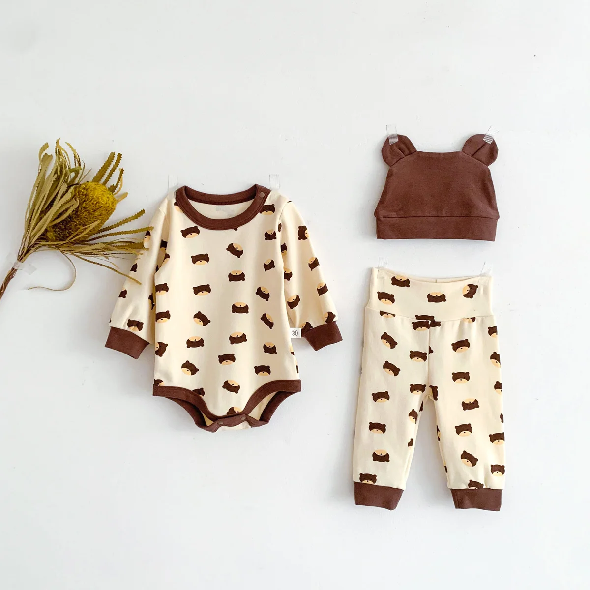 

3pcs Baby Romper Clothes Autumn Cartoon Bear Rompers+pants+hat Infant Boys Girls Bodysuit Newborn Baby Clothing Outfit
