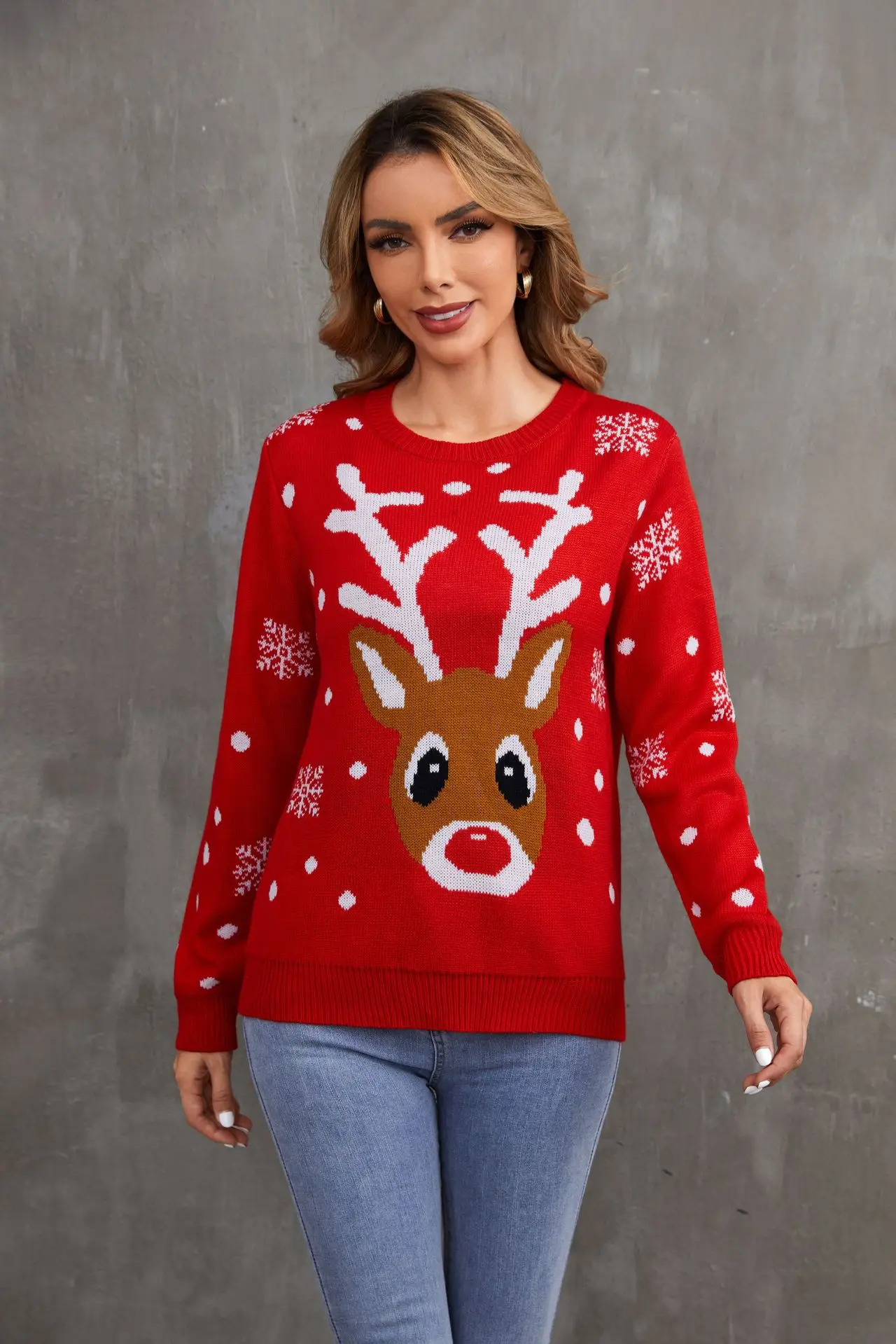 thumbnail image 1 of Suéter de punto navideño rojo para mujer, sudadera con cuello redondo, manga larga, patrón de dibujos animados de alce y copo de nieve, artículo nuevo de otoño 2024, 1 of 5