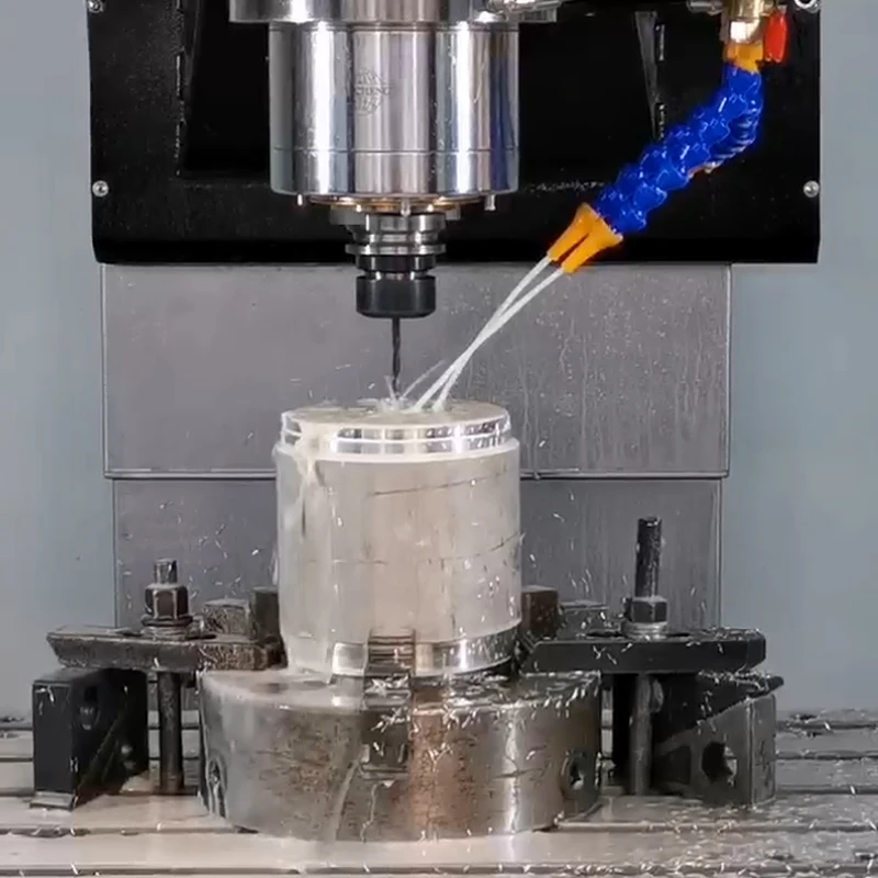 XH7126 High Precision Small CNC Milling Machines Center Advance 3