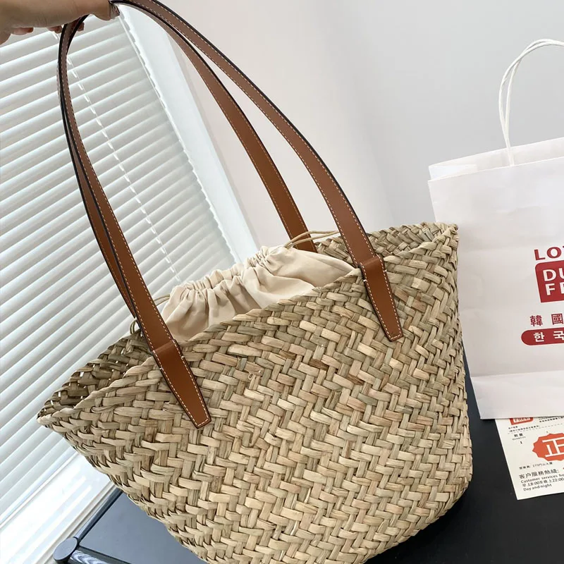 

2024new women's Woven tote bag large capacity handbag tourist vacation beach bag fashionable casual shoulder bag