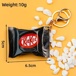Korean Chocolate Pie Keychain - Realistic Snack Packaging Pendant Decoration - 6 cm (Black)