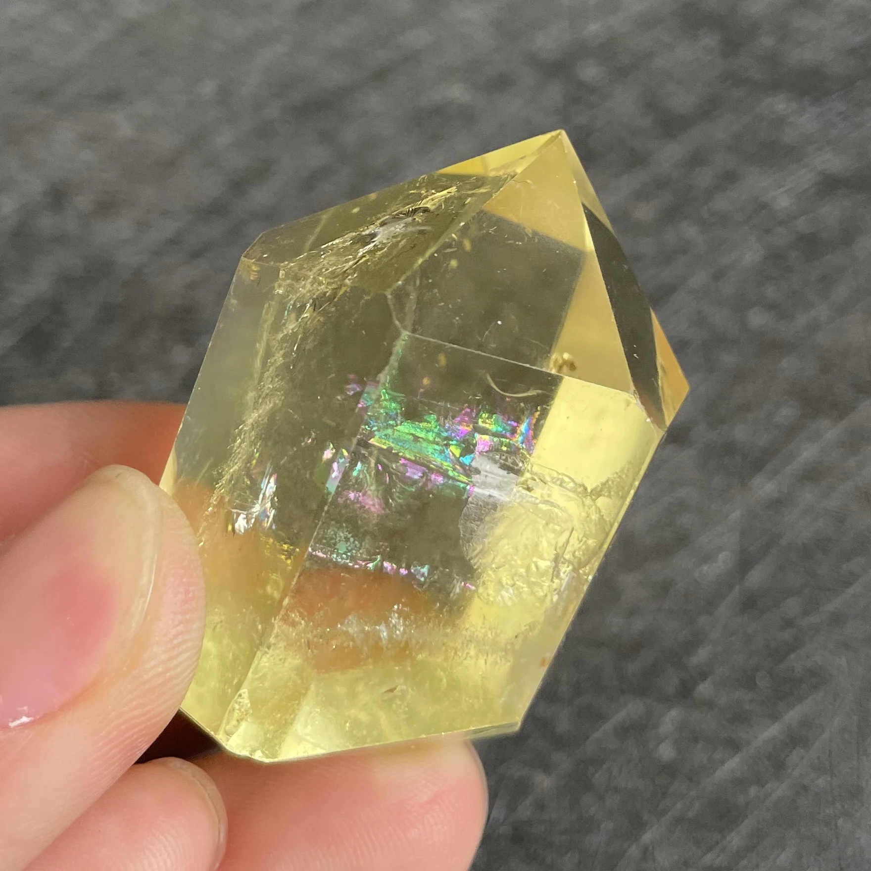 

59 г натуральный камень Радужный цитрин кварцевая палочка ТОЧКА полированный Кристалл обелиск желтое креативное Украшение камень Рейки Исцеление