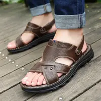 Sandales d'été en cuir véritable pour hommes, chaussures antidérapantes, pantoufles d'extérieur à semelles épaisses, chaussures de plage confortables et souples 4