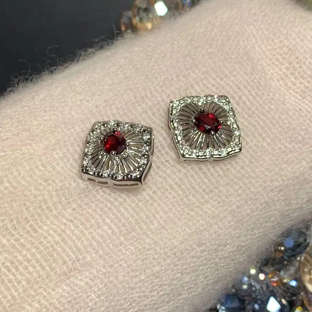 Natural Garnet 925 Sterling Silver Stud Earrings For Women Jewelry Gift Simple  Jewelry Green