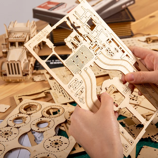Train Model 3D Wooden Puzzle Toy Assembly Locomotive Model Building Kits for Children Kids Birthday Gift Wooden Building Toys 5