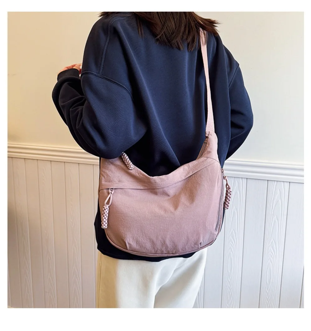 Lässige Canvas-Umhängetaschen, Koreanischer Stil, Leichte Sport-Hobo-Tasche, Einfarbig, Große Kapazität, Dumpling-Tasche für Herren – Detail 8