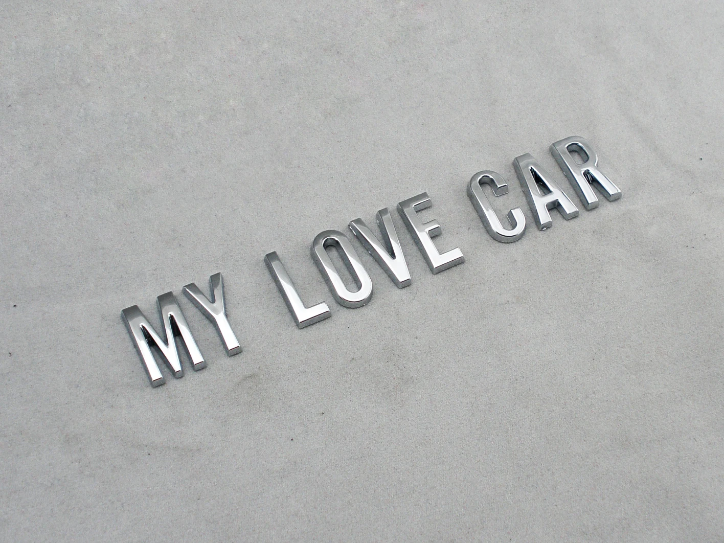 DIY 20mm 높이 소형 3d 크롬 슬림 문자 숫자, 자체 접착 알파벳 자동차 액세서리 자동차 인테리어 장식 스티커